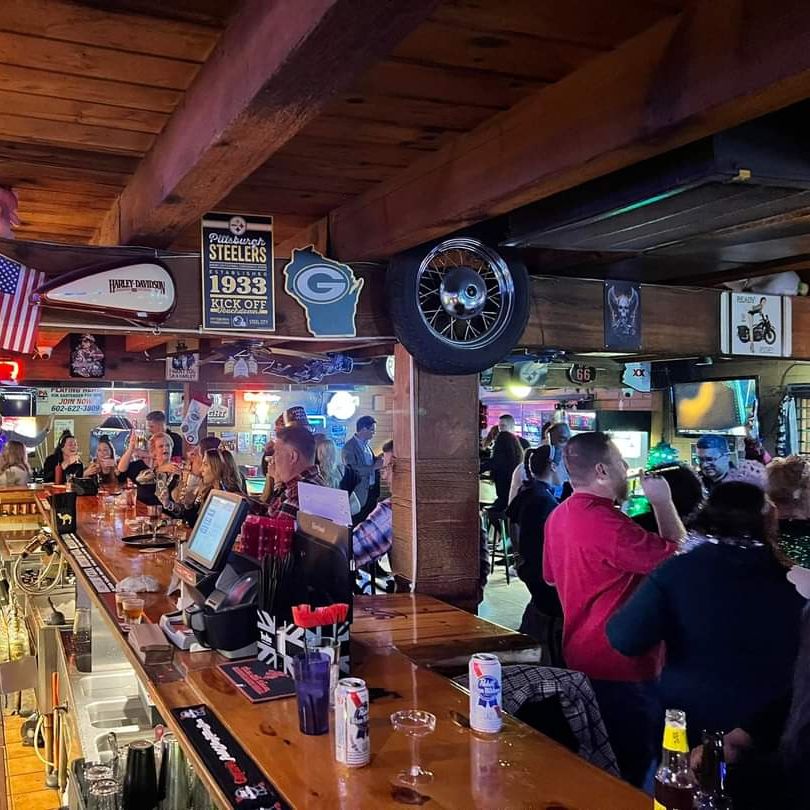 Atmosphere at Gypsy's Roadhouse